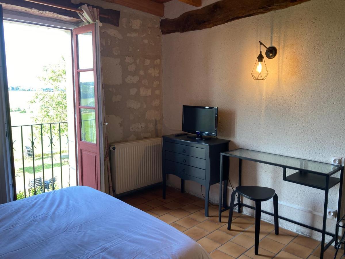 Logis Auberge De Crissay Экстерьер фото