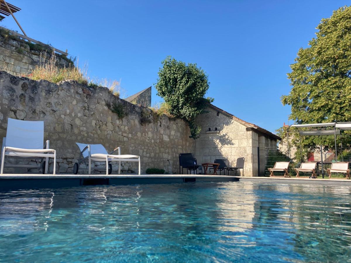 Logis Auberge De Crissay Экстерьер фото