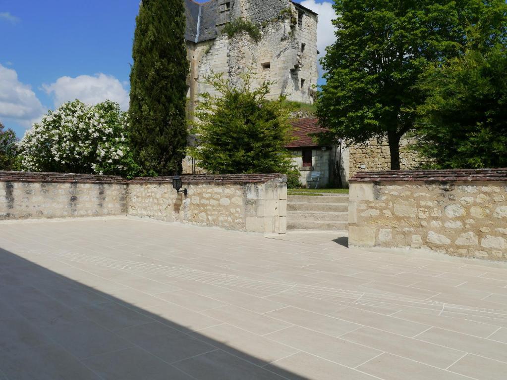 Logis Auberge De Crissay Экстерьер фото