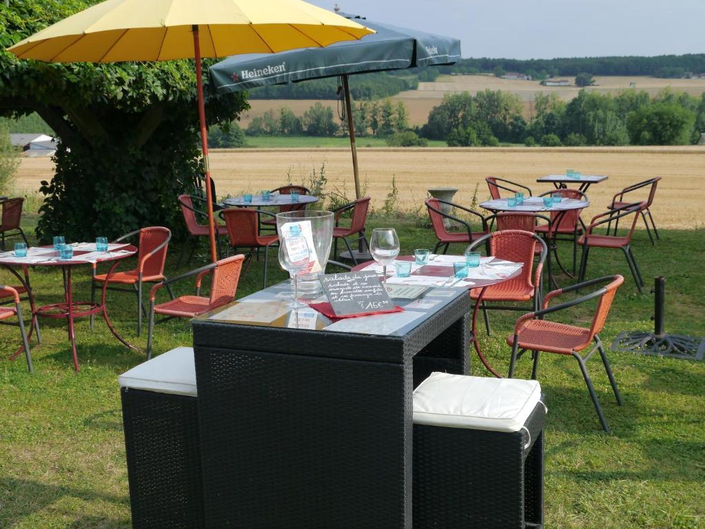 Logis Auberge De Crissay Экстерьер фото